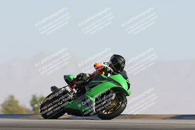 media/Dec-01-2025-Moto Forza (Mon) [[2daa91e15f]]/2-Intermediate Group/Session 2 Turn 9 Entry/